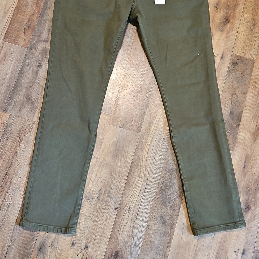 👖Warp + Weft Olive Skinny Fit Stretch Jeans